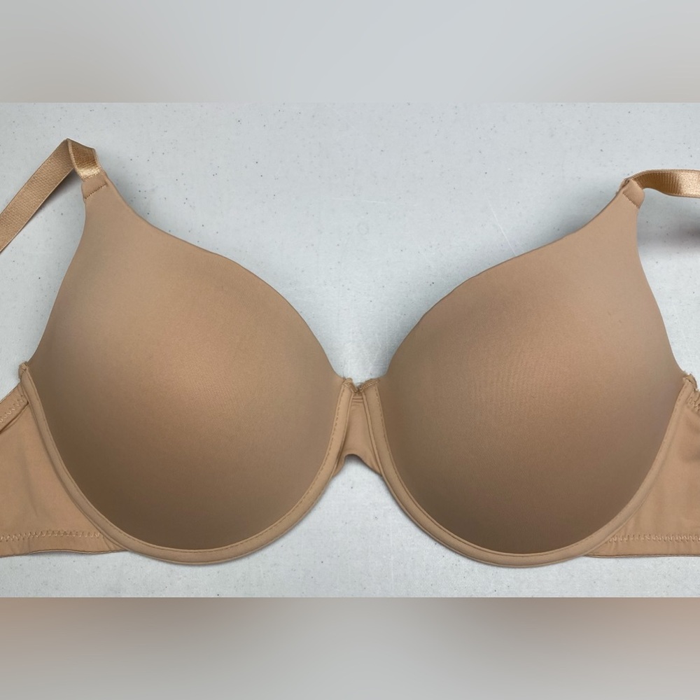 No Boundaries TAN Push-up T-Shirt, 38D *P1040